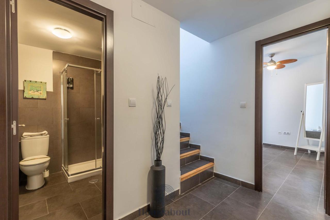 Fun Building Duplexes By Homeabout Malaga Exterior photo